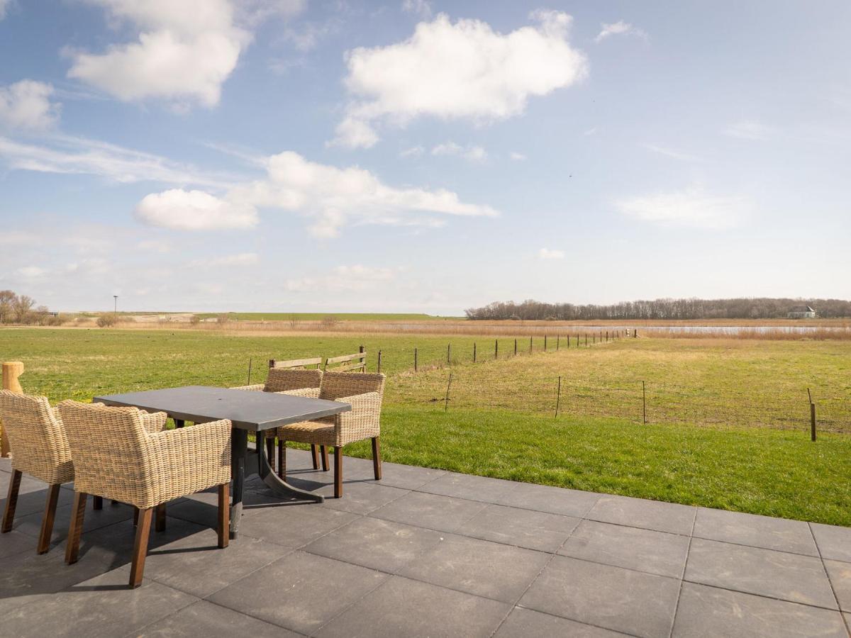 Fantastic Bungalow On Texel De Cocksdorp  Exteriör bild